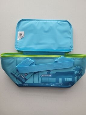 NWT Trader Joe's Blue Mini Insulated Cooler Tote Bag